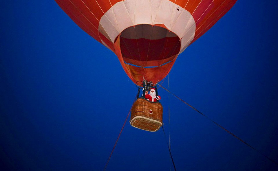  Oneiroupoli Božićni mini Diznilend Drama 